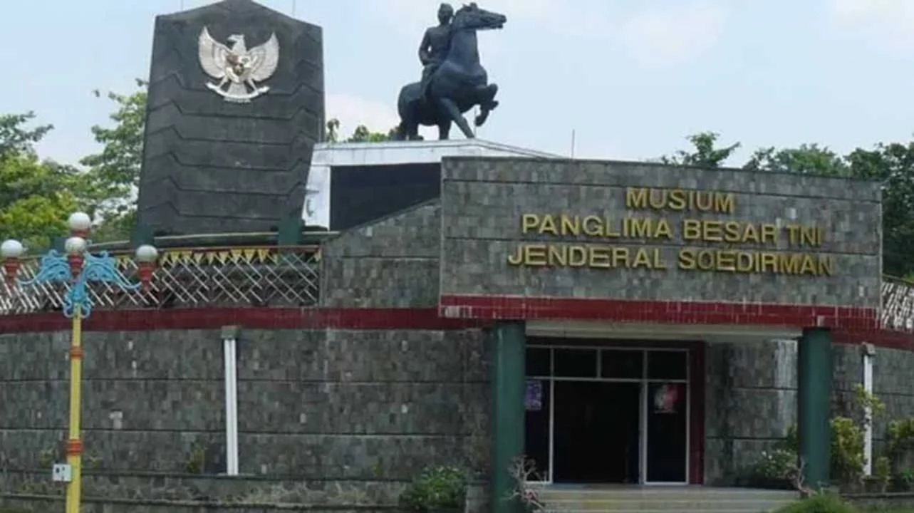 Monumen Panglima Besar Jenderal Sudirman